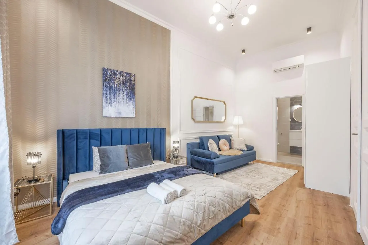 Apartment Luxurious Central Grand Home W/ 3Bedrm 2Bathrm Budapest Hungary